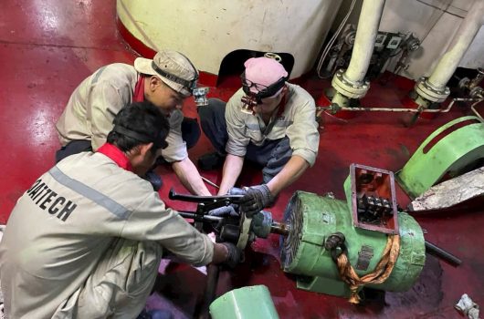 z4950772844689_a131fed83911513e14f7ee17615a28a2[1]